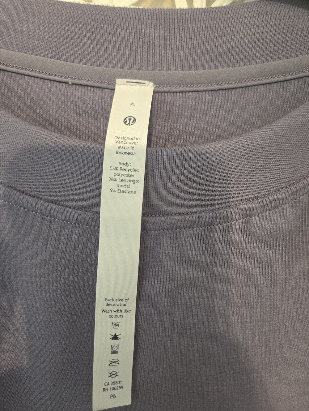Lululemon Perfectly Oversized Cropped Lavender Crewneck Sweatshirt Size 6 - Picture 7 of 9